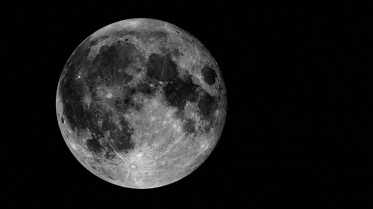 Луна 1 июня. Луна 26.04.2010. c moon gif. moon png. розовая луна 27 апреля.
